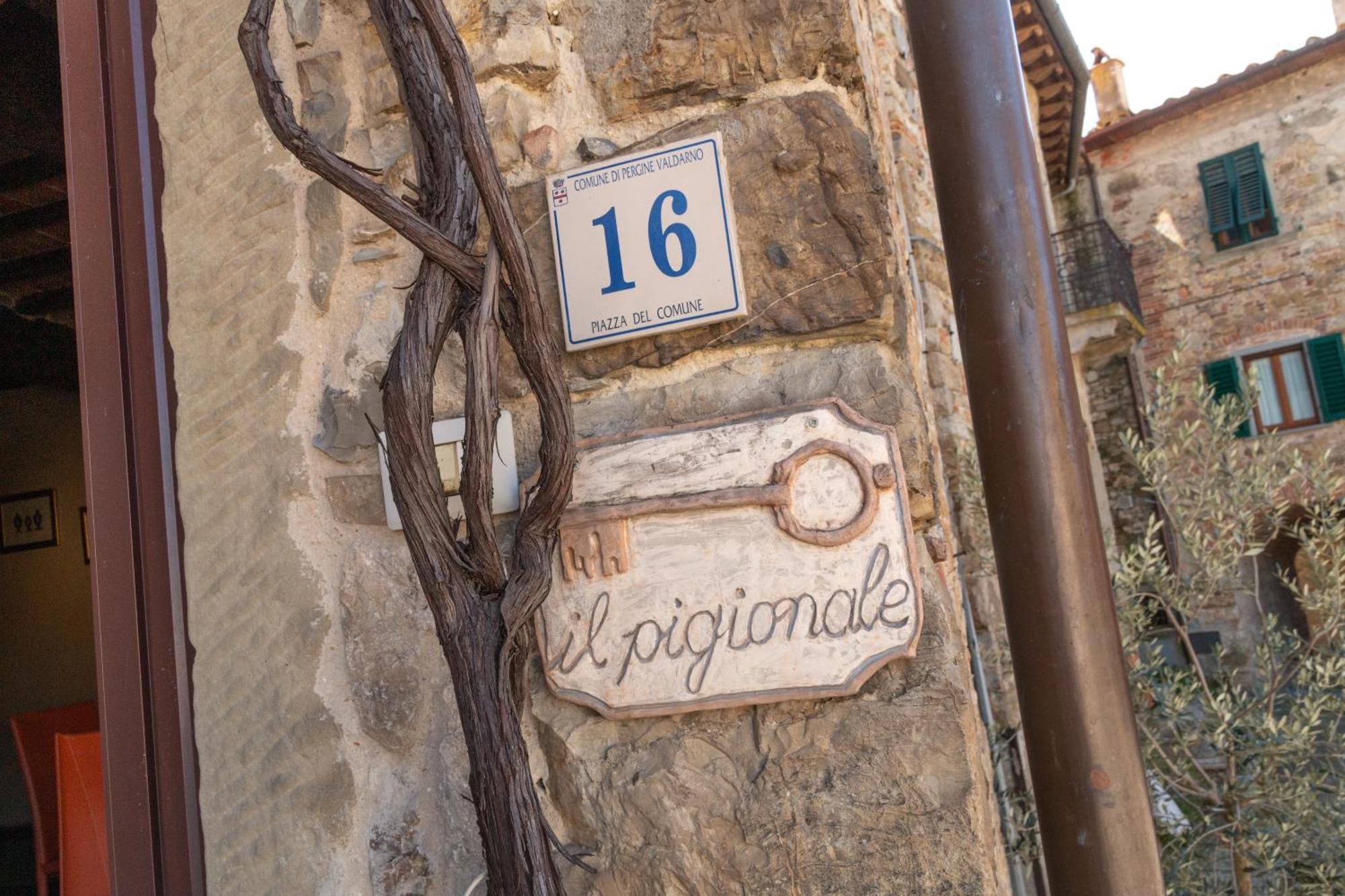 Il Pigionale Villa Pergine Valdarno Bagian luar foto